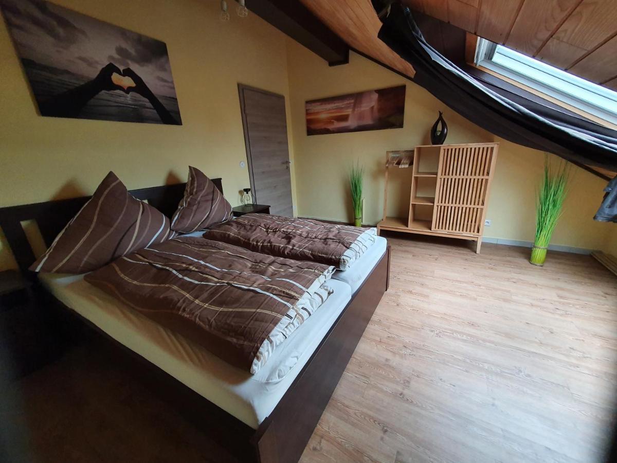 Ferienwohnung Zum Schlossblick Naehe Europa Park 말베르크 외부 사진